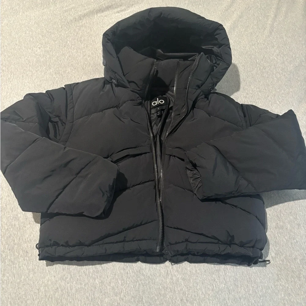 Alo Yoga Glacier Puffer Jacket Coat Black Size Medium - Picture 4 of 7
